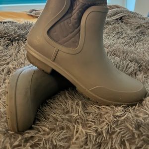 Grey Ugg rain boots -